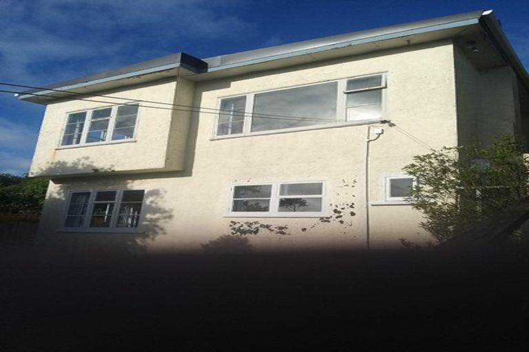 Photo of property in 5 Harland Street, Brooklyn, Wellington, 6021