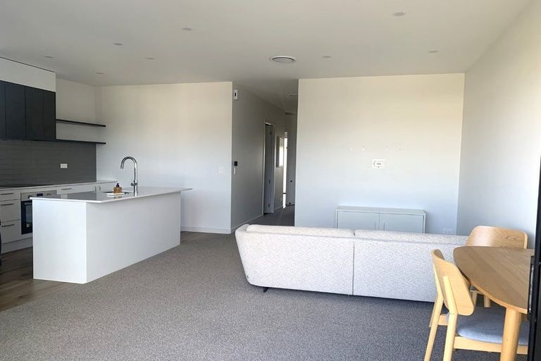 Photo of property in 9/1 Genevieve Lane, Hobsonville, Auckland, 0616