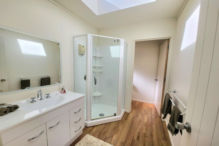 Photo of property in 166 Haven Street, Moeraki, 9482