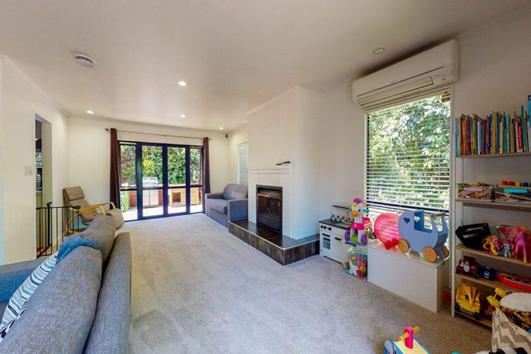 Photo of property in 2/12 Sunset Street, Hilltop, Taupo, 3330