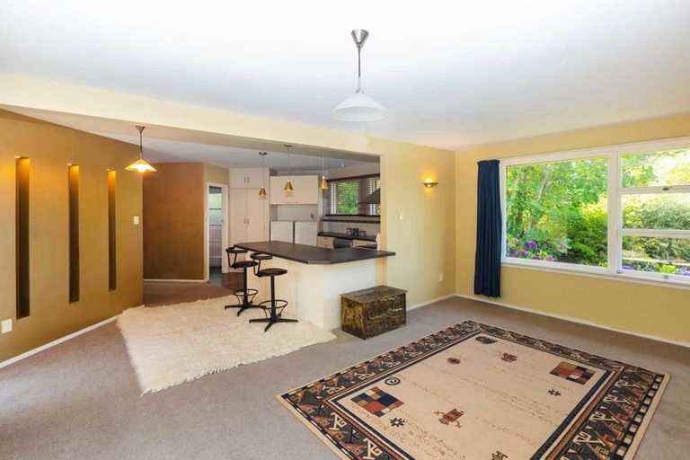 Photo of property in 36 Warren Crescent, Hillmorton, Christchurch, 8025