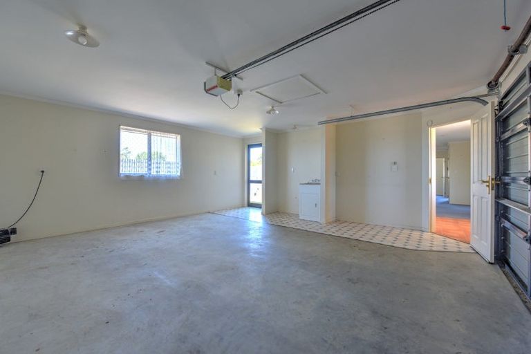 Photo of property in 37 Manse Street, Edendale, 9825