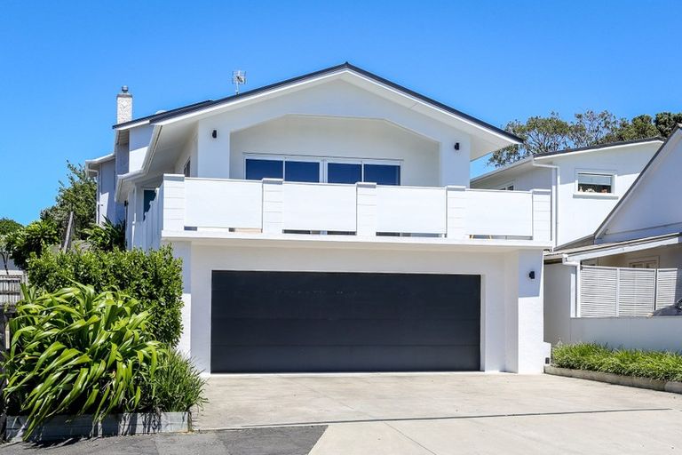 Photo of property in 39 Gaine Street, New Plymouth, 4310