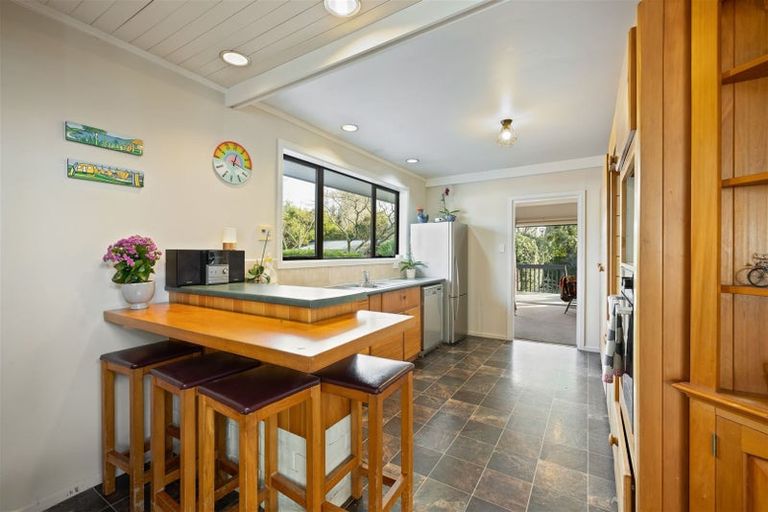 Photo of property in 422 Cashmere Road, Westmorland, Christchurch, 8025