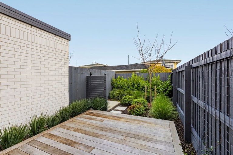Photo of property in 6/60 Derby Street, St Albans, Christchurch, 8014