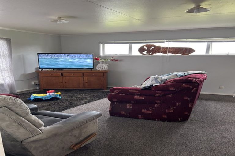 Photo of property in 120 Milson Line, Milson, Palmerston North, 4414