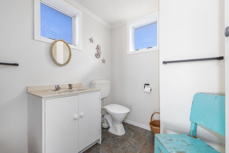 Photo of property in 48a Kings Drive, Levin, 5510