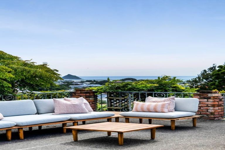 Photo of property in 157 Vivian Street, New Plymouth, 4310