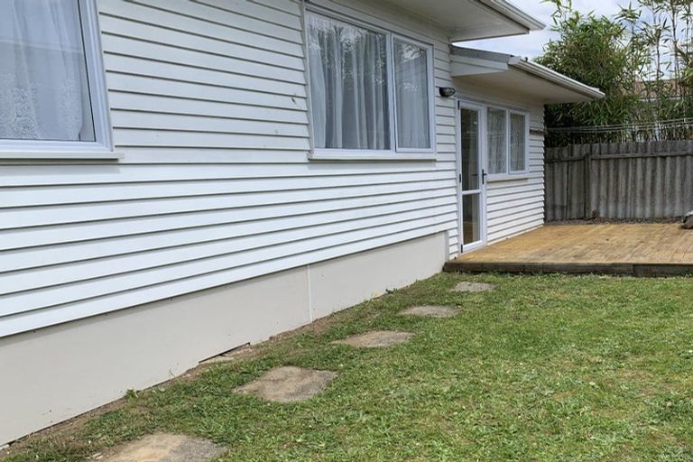 Photo of property in 44 Larne Avenue, Pakuranga Heights, Auckland, 2010