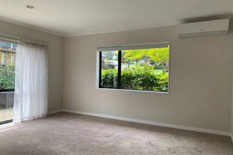 Photo of property in 1 San Carlo Court, Henderson, Auckland, 0612
