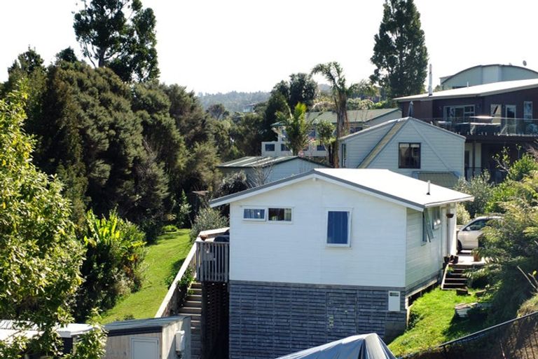 Photo of property in 15 Rabbit Way, Whitianga, 3510