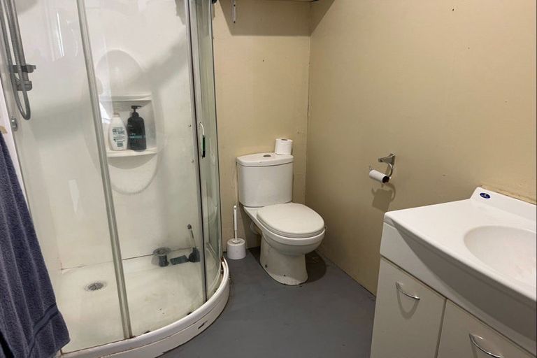 Photo of property in 141 Valley Road, Woodville, 4998