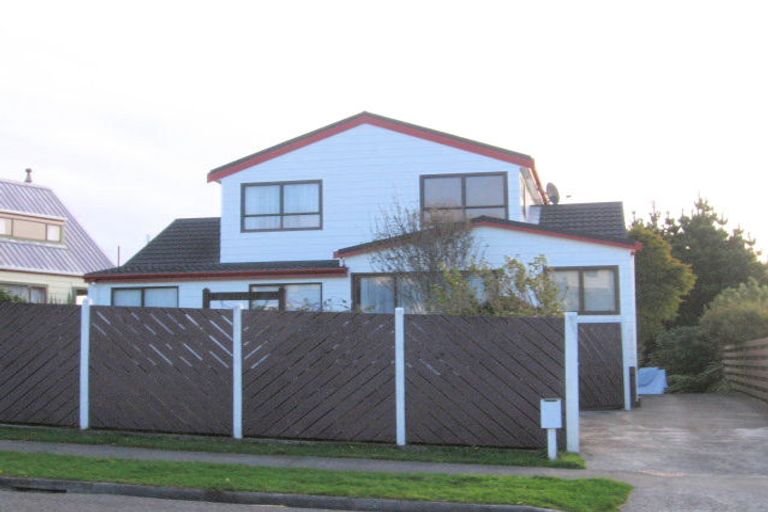 Photo of property in 45 Mossburn Grove, Kelson, Lower Hutt, 5010