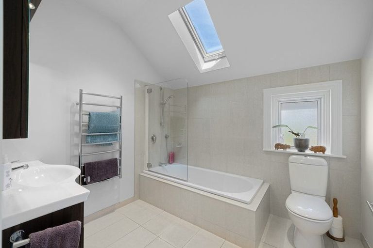 Photo of property in 151 Hackthorne Road, Cashmere, Christchurch, 8022