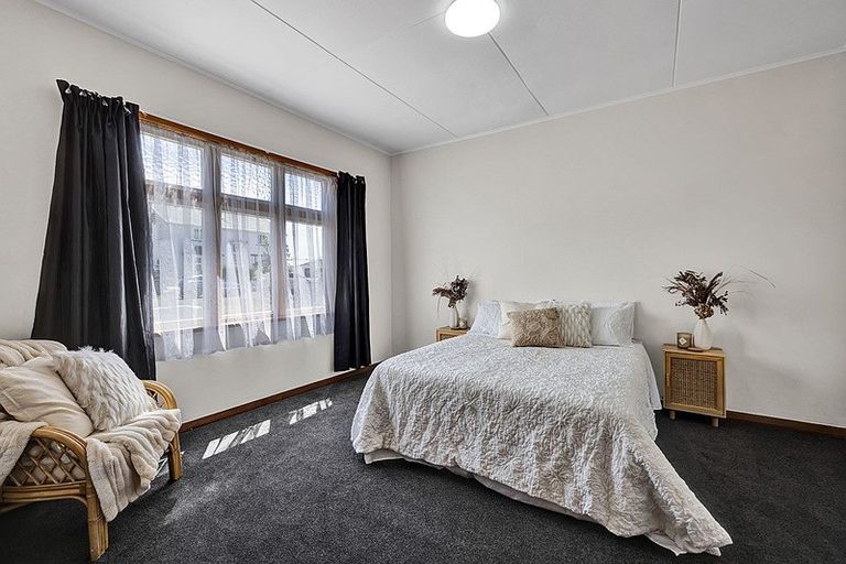 Photo of property in 4 George Street, Hawera, 4610