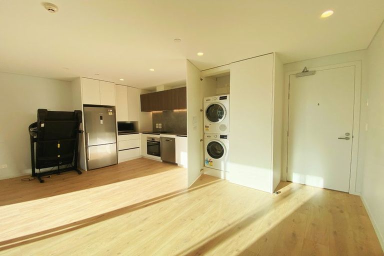 Photo of property in 412/3 Kaipiho Lane, Albany, Auckland, 0632