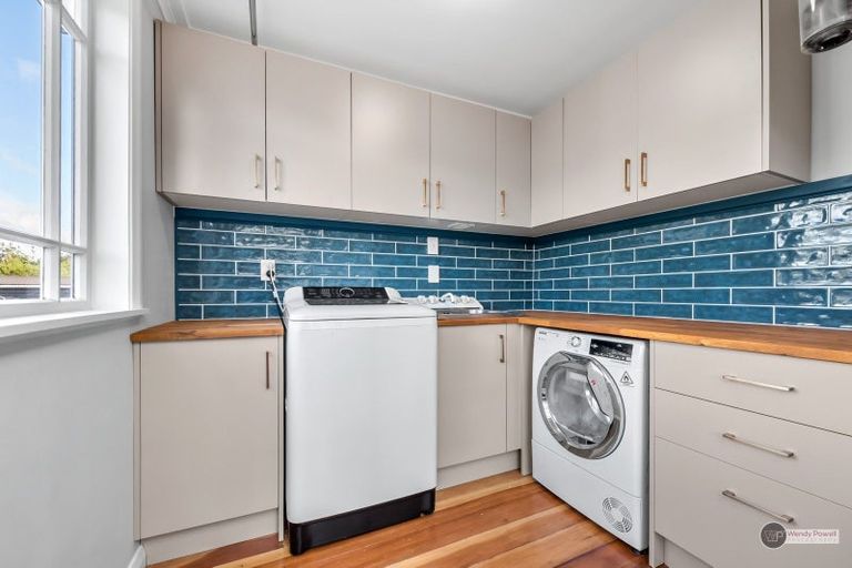 Photo of property in 24 Collins Street, Petone, Lower Hutt, 5012