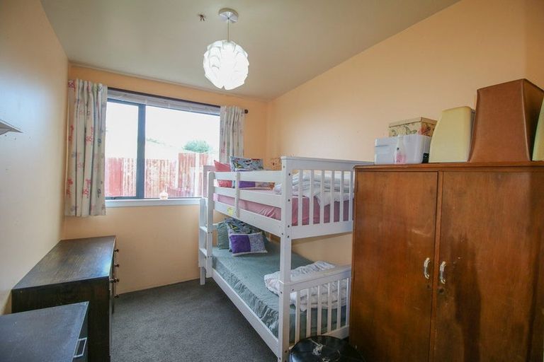 Photo of property in 6 Ocean Beach Road, Bluff, 9814