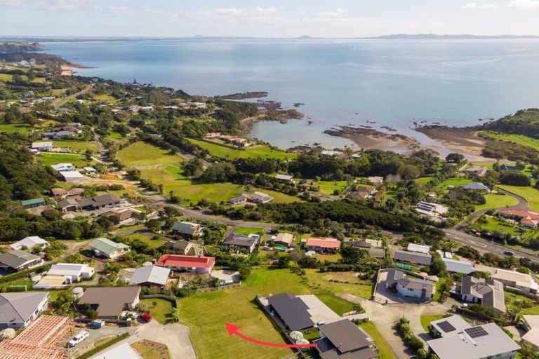 Photo of property in 13 Nancy Wake Place, Cable Bay, 0420