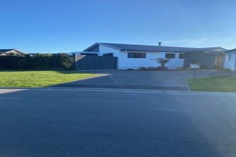 Photo of property in 16 Mather Place, Springston, 7616