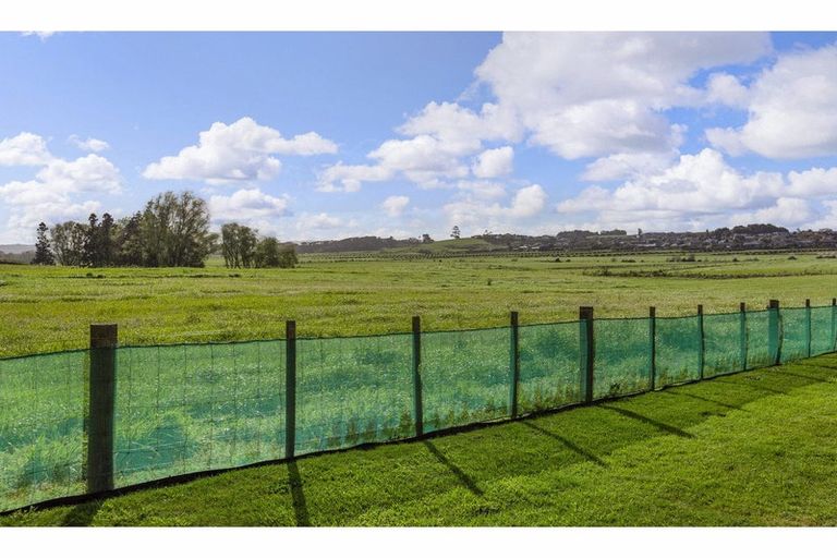 Photo of property in 294 Grandview Road, Western Heights, Hamilton, 3200