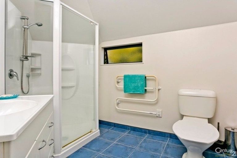 Photo of property in 17 Williams Road, Hobsonville, Auckland, 0618