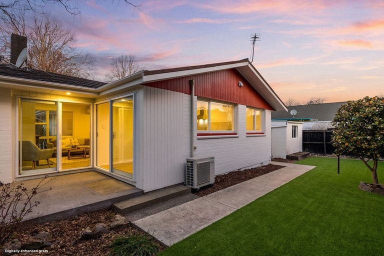 Photo of property in 1/41 Darvel Street, Riccarton, Christchurch, 8011
