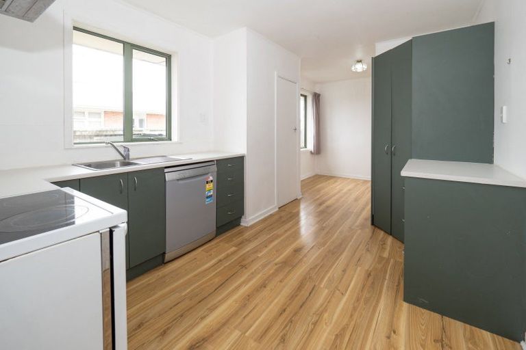 Photo of property in 69 Mcmurdo Street, Tinwald, Ashburton, 7700