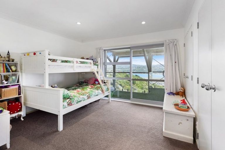 Photo of property in 15 Birkhall Grove, Strathmore Park, Wellington, 6022