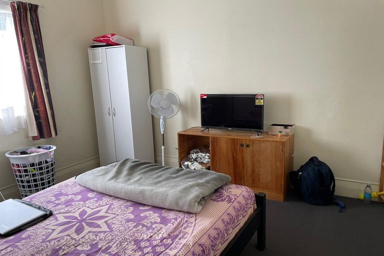 Photo of property in 2 Eden View Road, Sandringham, Auckland, 1025