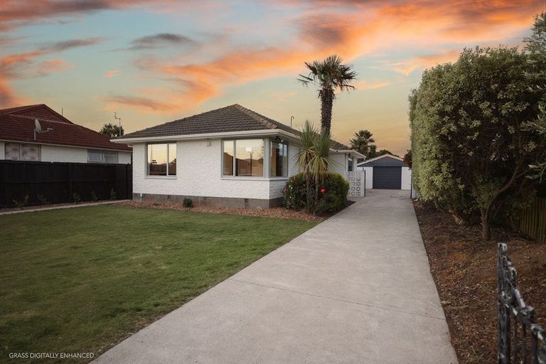 Photo of property in 80 Pacific Road, North New Brighton, Christchurch, 8083