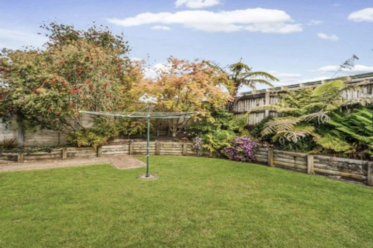 Photo of property in 26 Rosehill Place, Nawton, Hamilton, 3200