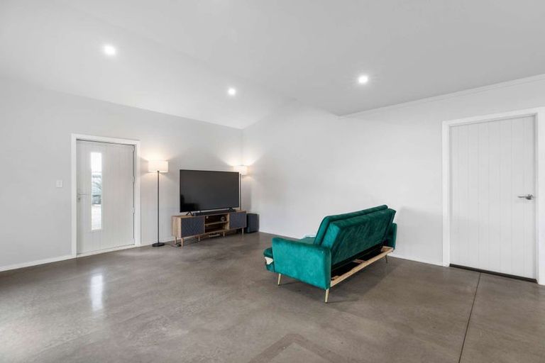 Photo of property in 48 Binns Road, Karioitahi, Waiuku, 2683