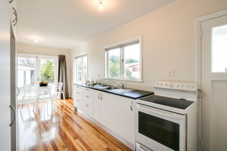 Photo of property in 34 Oldham Avenue, Onekawa, Napier, 4110