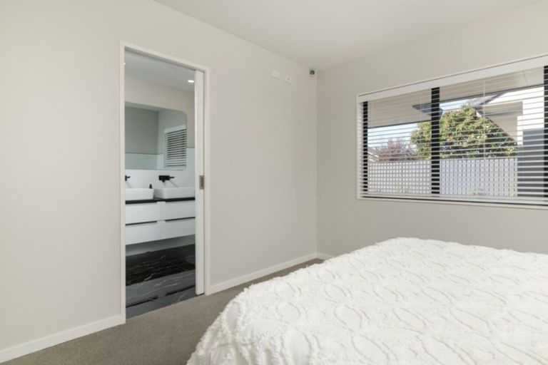 Photo of property in 52 Lotus Avenue, Mount Maunganui, 3116