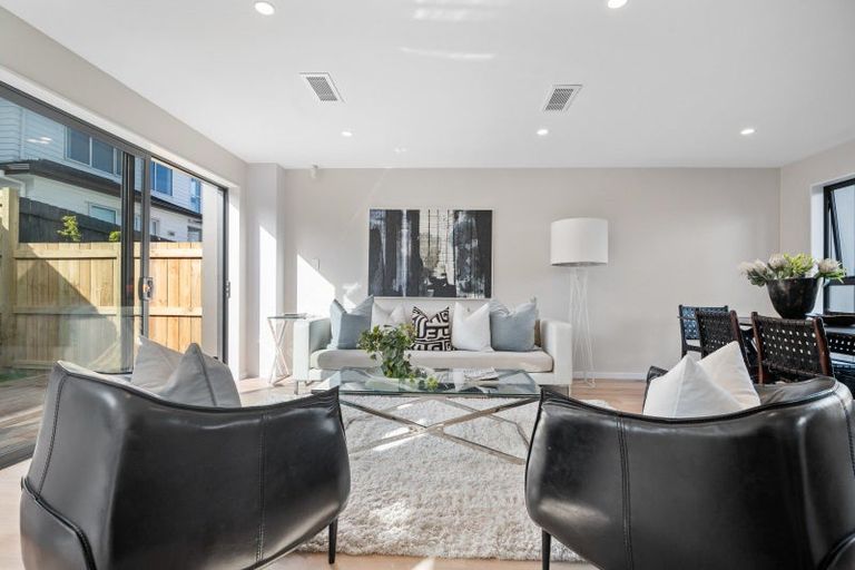 Photo of property in 4f Meadowvale Avenue, Forrest Hill, Auckland, 0620