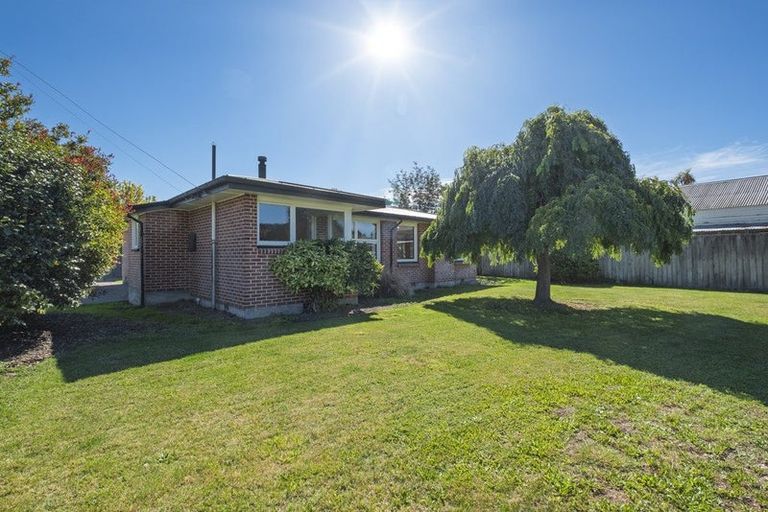 Photo of property in 1 Lowry Street, Waiau, 7332