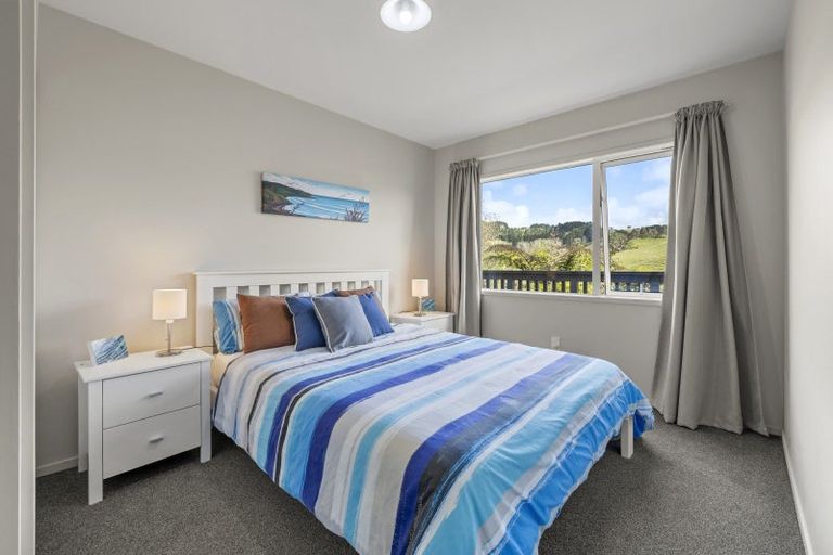 Photo of property in 25 Robertson Street, Raglan, 3225