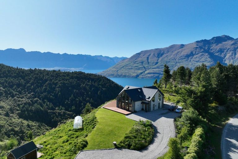 Photo of property in 134 Alpine Retreat Road, Ben Lomond, Queenstown, 9371