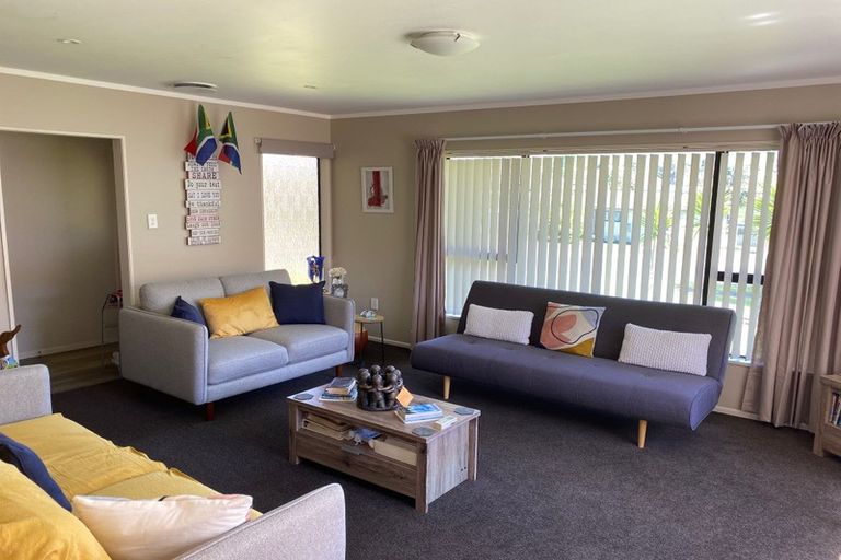Photo of property in 10 Edgehill Place, Te Puke, 3119