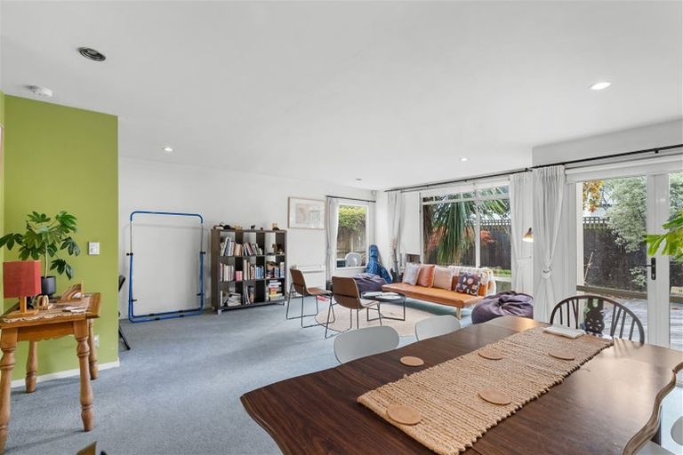 Photo of property in 2/32 Winchester Street, Merivale, Christchurch, 8014