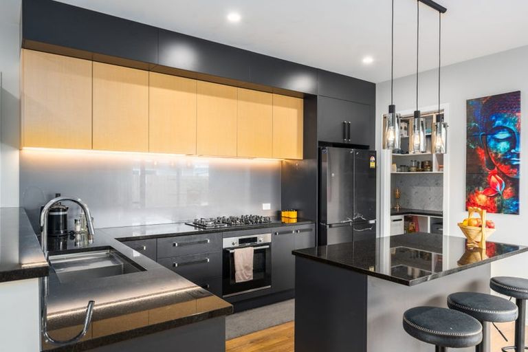 Photo of property in 18 Hattersley Grove, Churton Park, Wellington, 6037