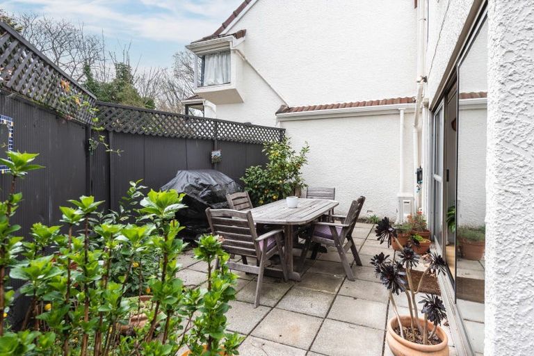 Photo of property in 2/56 Saint James Avenue, Papanui, Christchurch, 8053