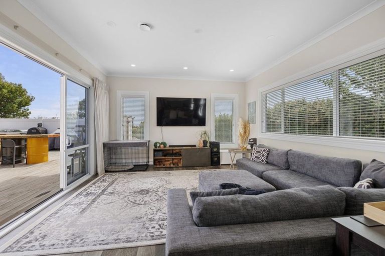 Photo of property in 81/81a Matarikoriko Road, Brixton, Waitara, 4382