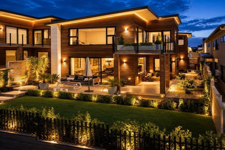 Photo of property in 9 Coastview Lane, Long Bay, Auckland, 0630