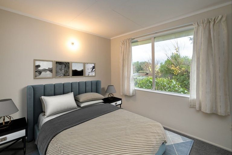 Photo of property in 27 Churchill Crescent, Featherston, 5710