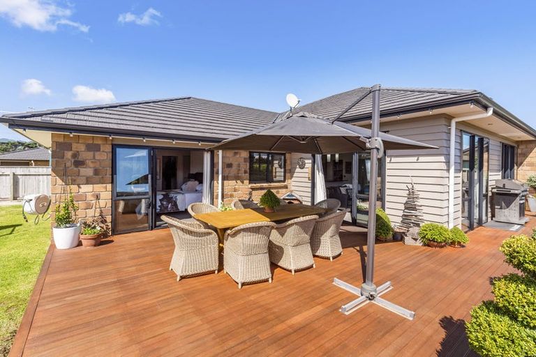 Photo of property in 85 Kotuku Drive, Paraparaumu Beach, Paraparaumu, 5032