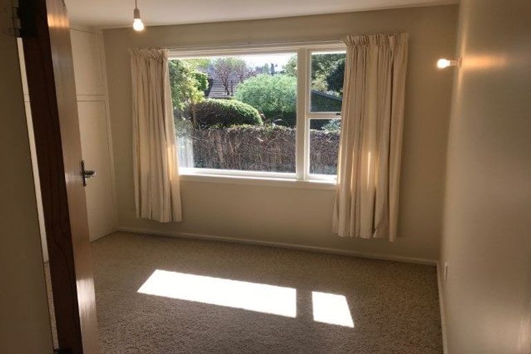 Photo of property in 6 Woodford Terrace, Ilam, Christchurch, 8053