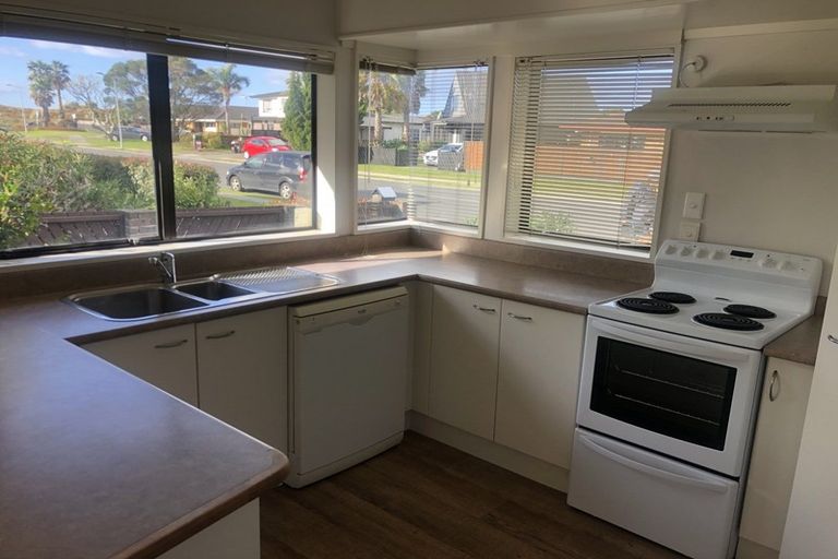 Photo of property in 45 Sunrise Avenue, Mount Maunganui, 3116