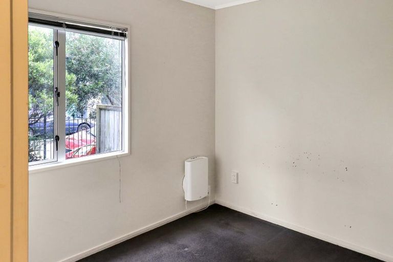 Photo of property in 17/3 Kelvin Grove, Te Aro, Wellington, 6011